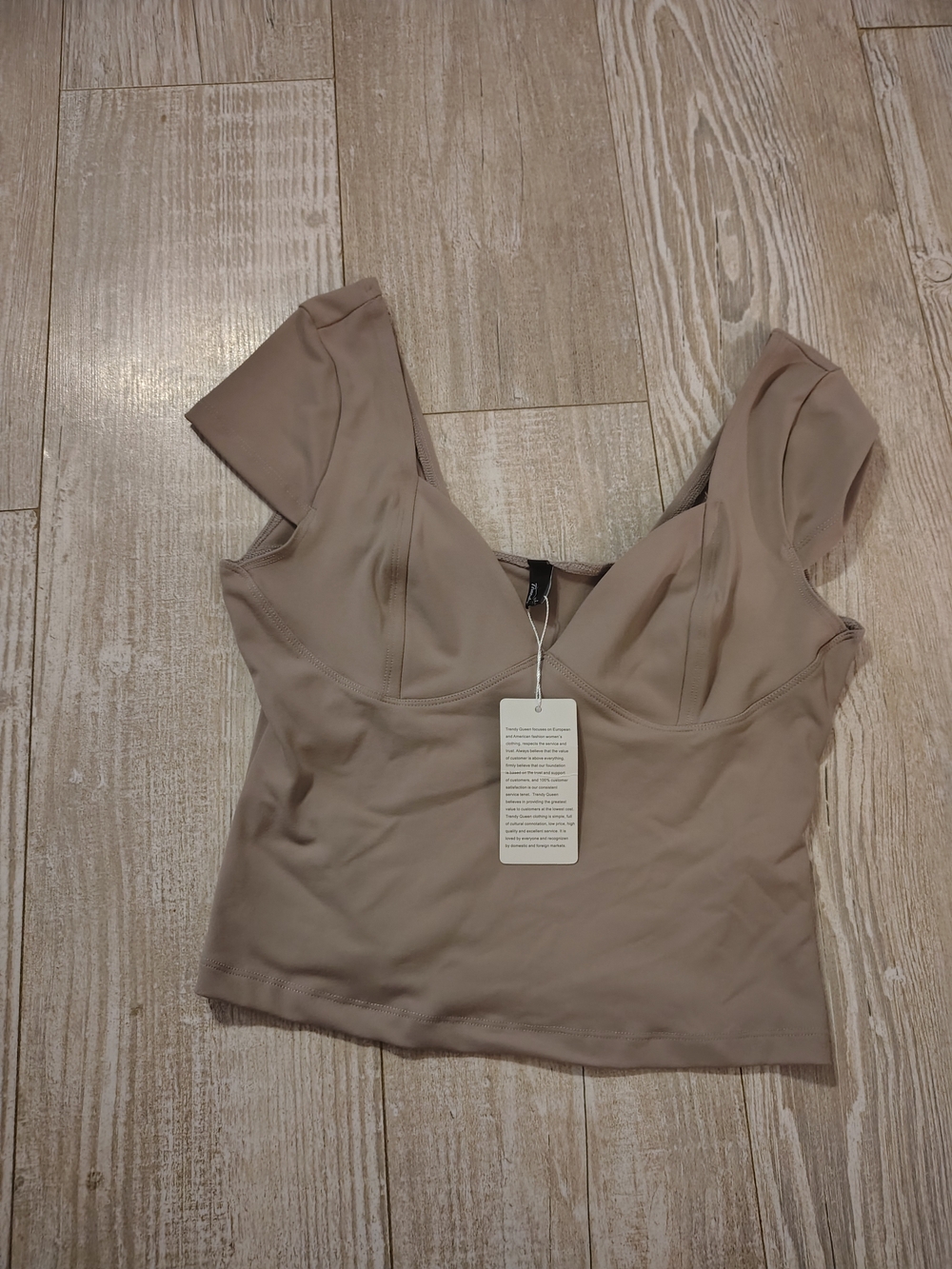 V-Neck Short Sleeve Crop Top in Taupe